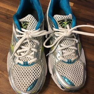 Mizuno Ladies Running Shoes
